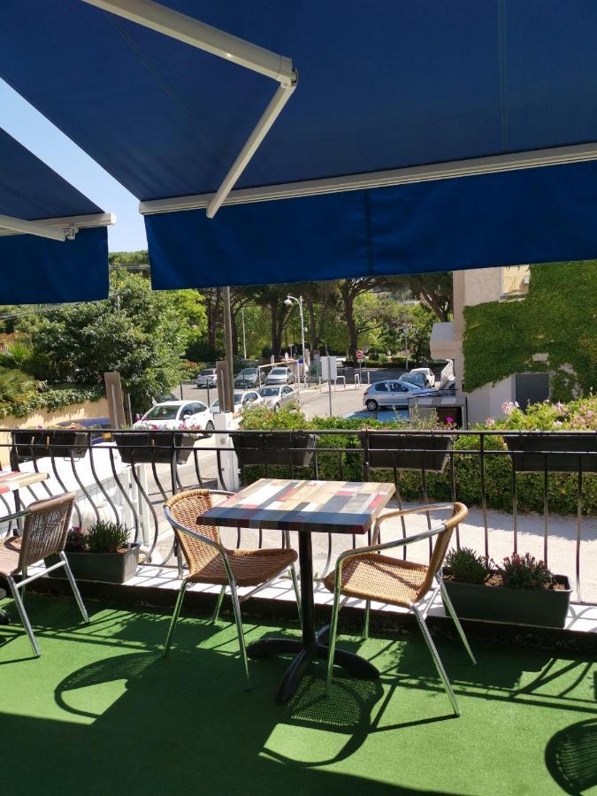 Carry Hotel Dış mekan fotoğraf