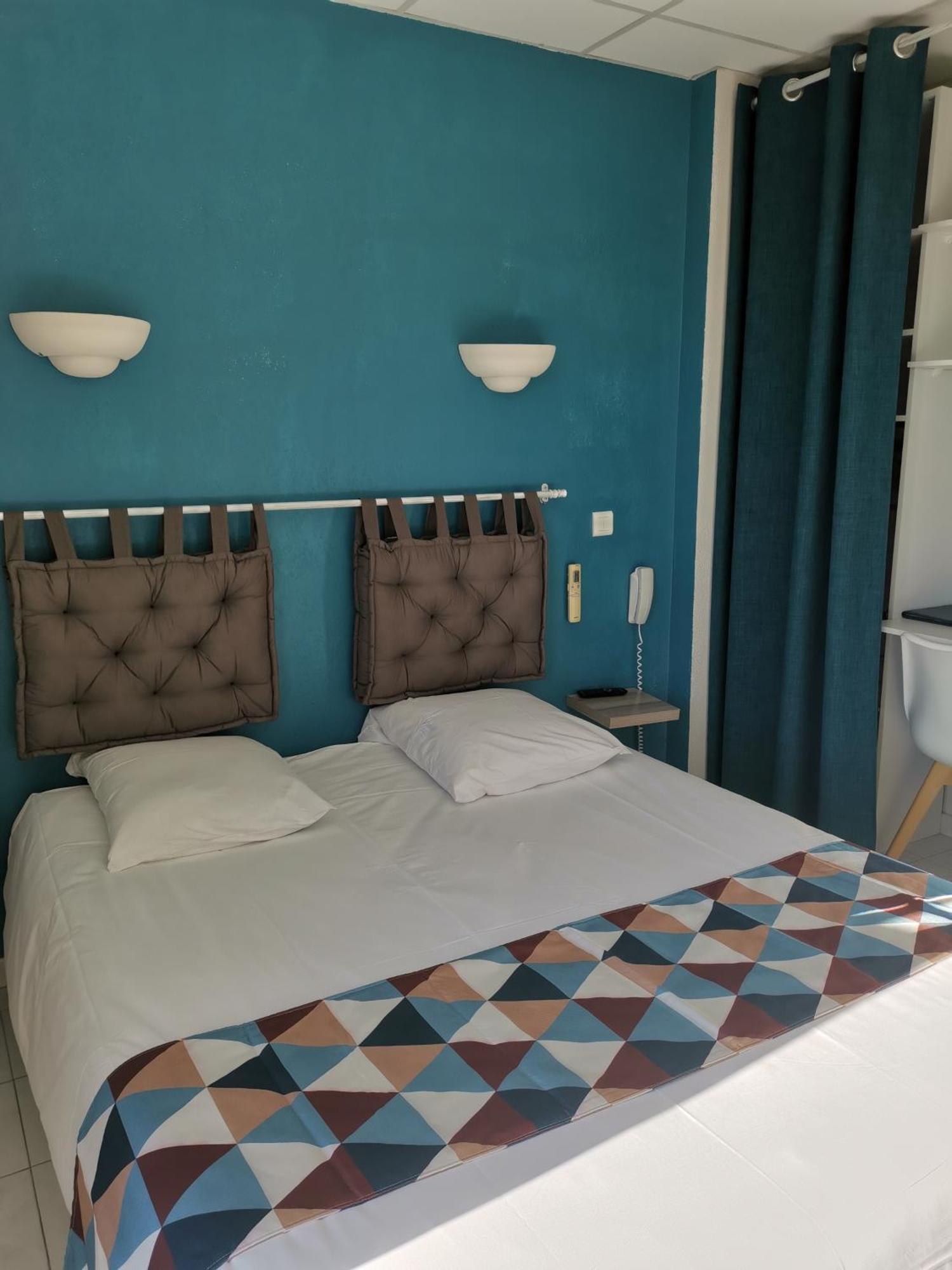Carry Hotel Dış mekan fotoğraf