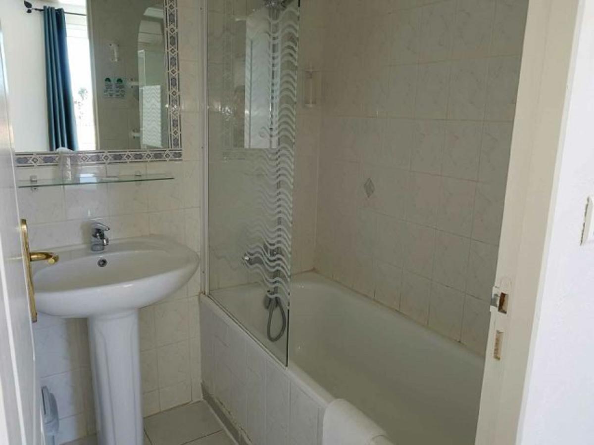 Carry Hotel Dış mekan fotoğraf