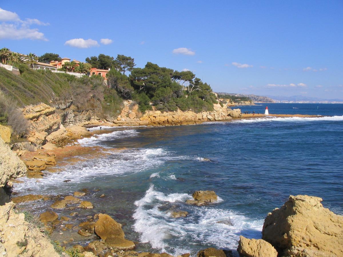 Carry Hotel Dış mekan fotoğraf